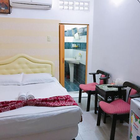 Thinh Vuong Hotel Хошимін Екстер'єр фото