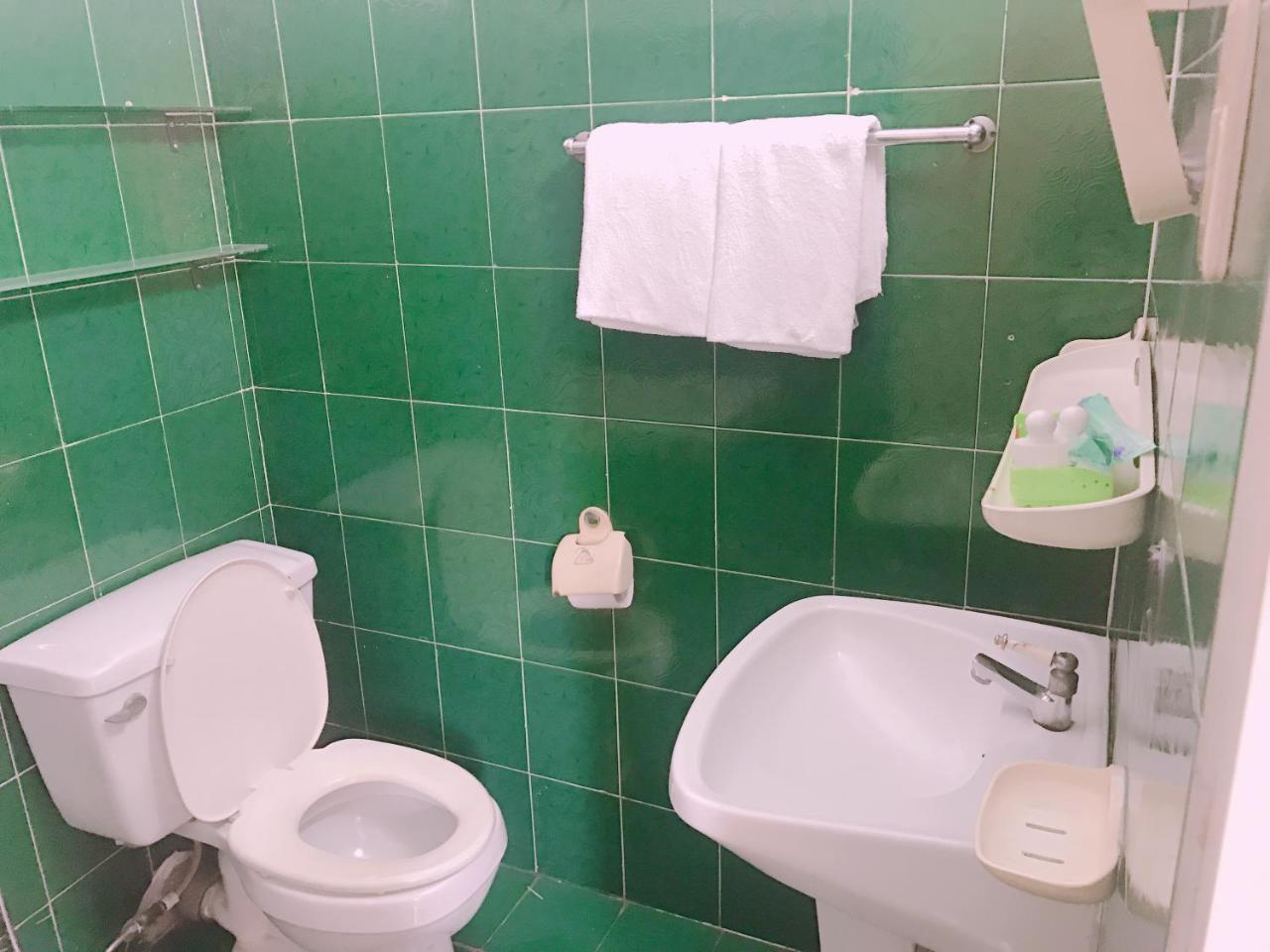 Thinh Vuong Hotel Хошимін Екстер'єр фото