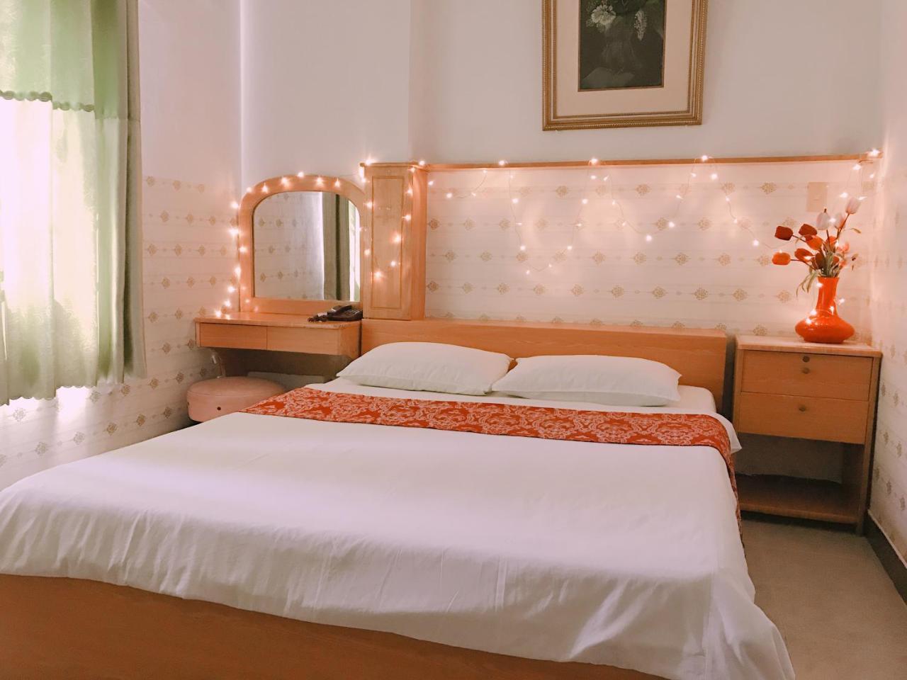 Thinh Vuong Hotel Хошимін Екстер'єр фото